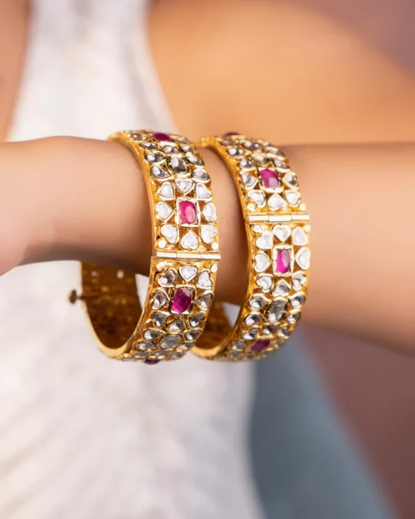Taranum Jadau Polki Bangle - Image 3