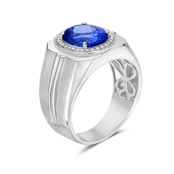 Tanzanite Oval White Diamond White Gold Ring - Image 2